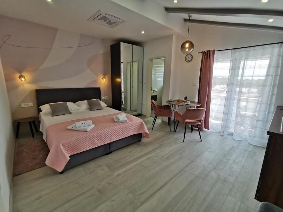 New Nikolina 4 Star Daire Mali Lošinj Dış mekan fotoğraf