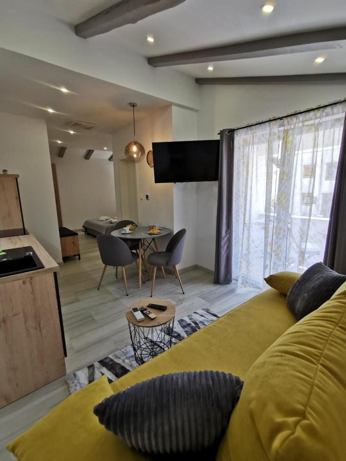 New Nikolina 4 Star Daire Mali Lošinj Dış mekan fotoğraf